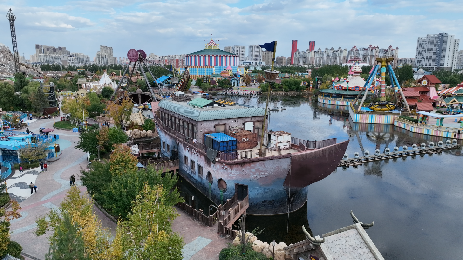 How to Plan the Spatial Layout of a Haunted House Cruise Ship